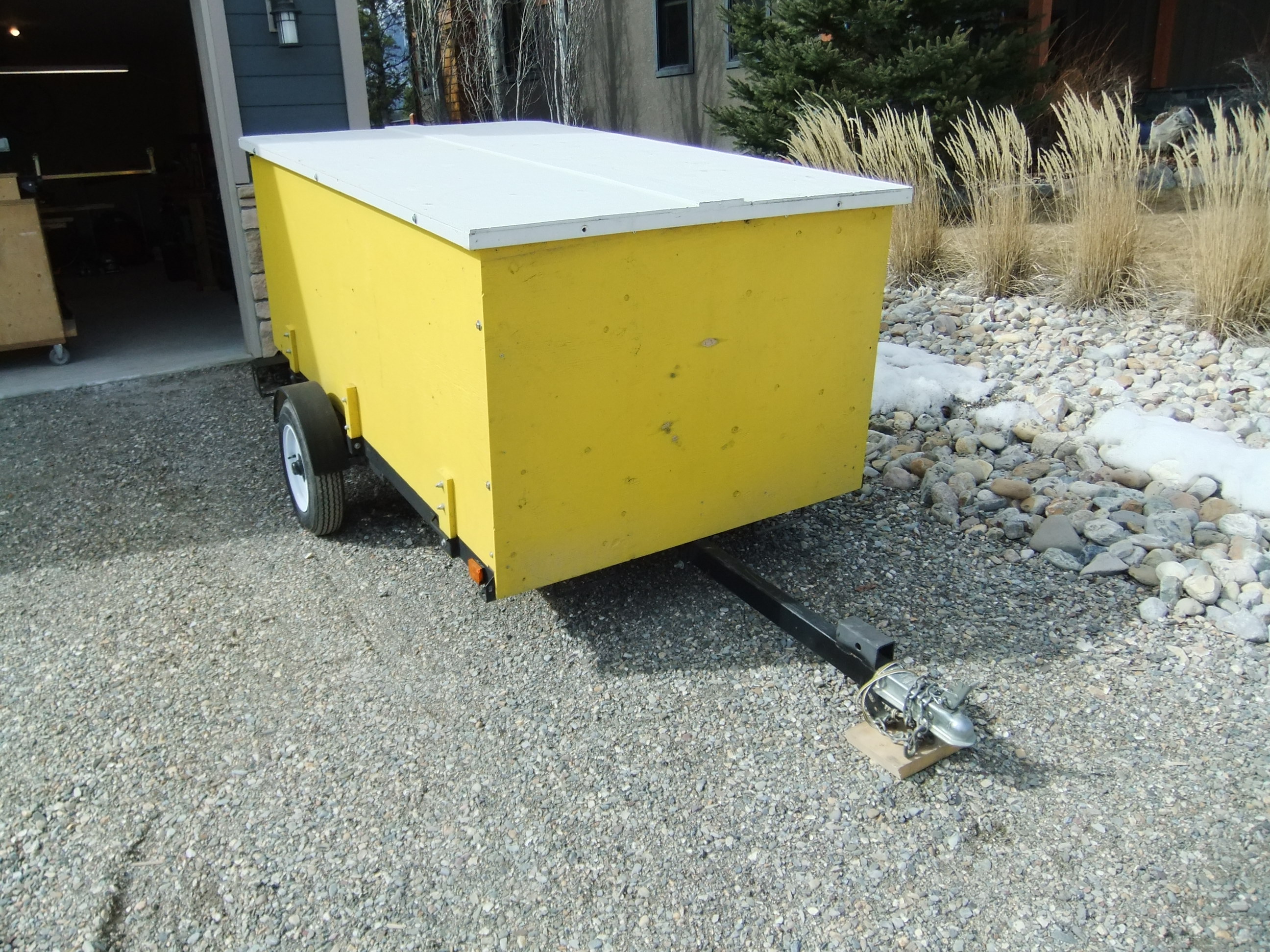 Snowbear trailer 018.JPG