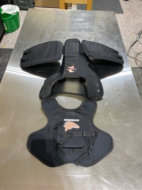 Kids rib protector 1.jpg