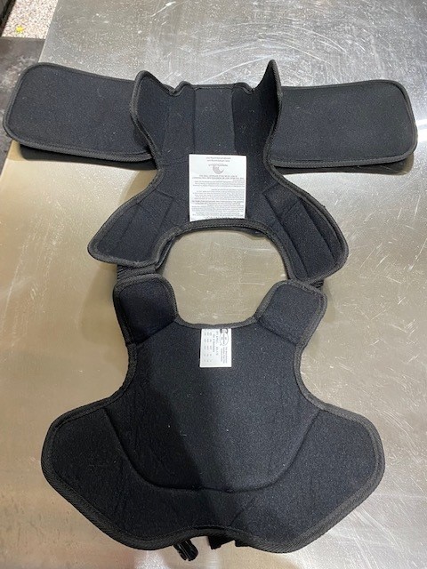 Kids rib protector 2.jpg