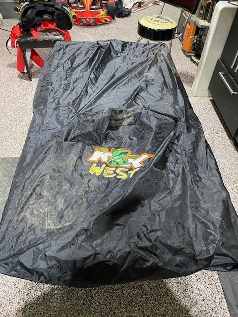2 Kart cover available